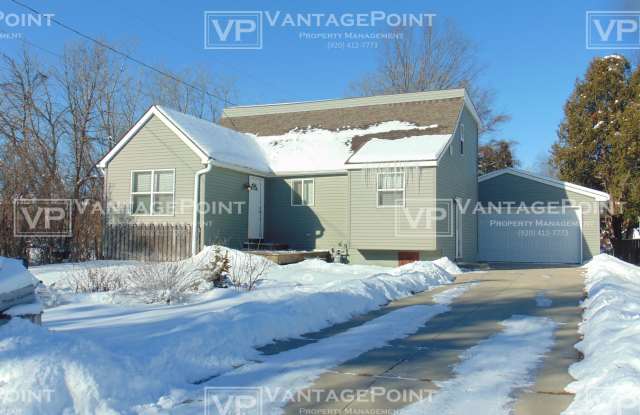 226 Perkins Avenue - 226 Perkins Avenue, Green Bay, WI 54303