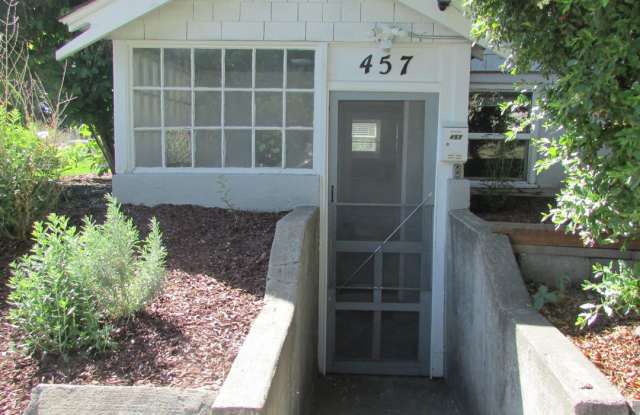 457 N Johnson Ave photos photos