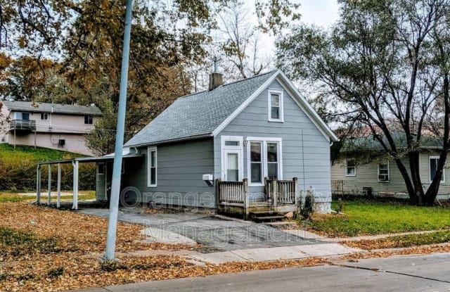 2531 Washington St - 2531 Washington Street, Omaha, NE 68107