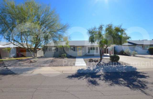 8607 East Cambridge Avenue - 8607 East Cambridge Avenue, Scottsdale, AZ 85257