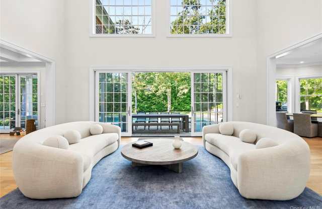 62 Birchwood Lane Gallery 4