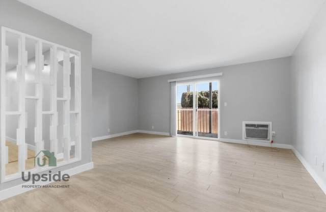 6603 North Standard Street - 6605 photos photos