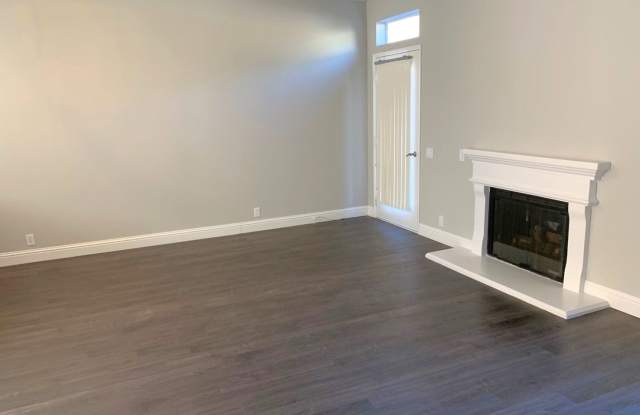 Islay Hills Condo! Upgraded, Nice Neighborhood -No Co-signers Gallery 3
