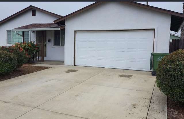 8761 - 8761 Crucero Drive, Elk Grove, CA 95624