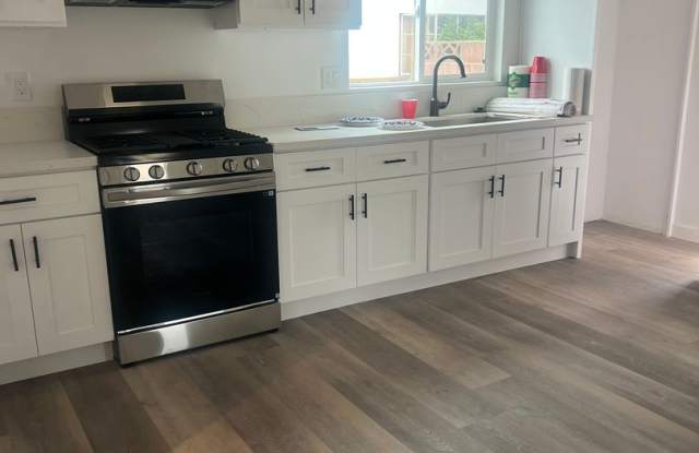 Stunning ADU, in a desirable north end of Oxnard! photos photos