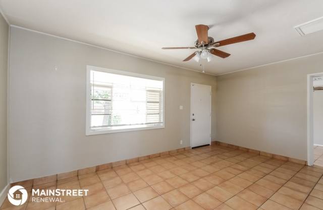 2118 South Kelvin Stravenue Gallery 4