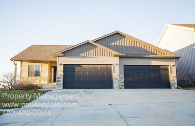 5 Bedroom and 3 Bathroom House photos photos