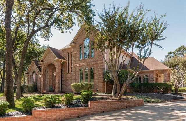 1024 N Ridge Court Gallery 2