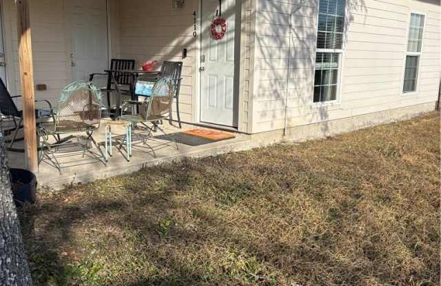 4110 Callicoatte Apt B photos photos