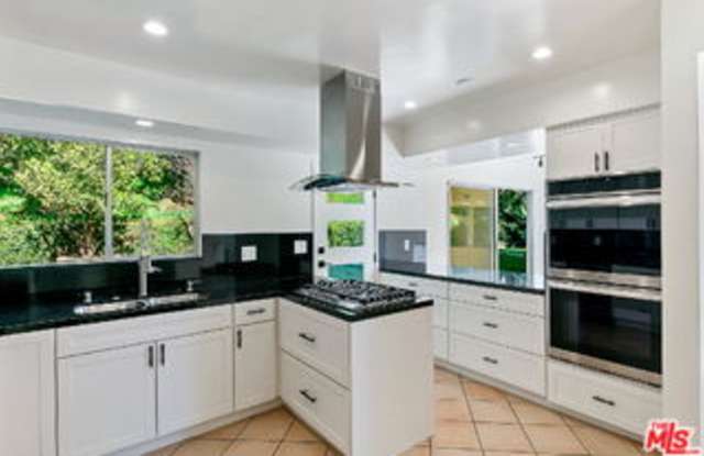 1054 Enchanted Way photos photos 1054 Enchanted Way photos photos