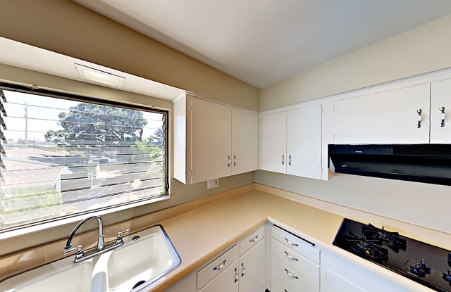 4566 Illinois St - 4566 Illinois Street, San Diego, CA 92116