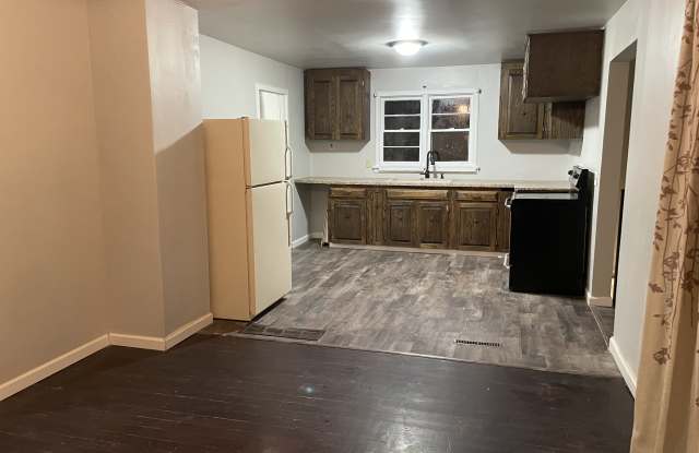 639 South Main Avenue photos photos