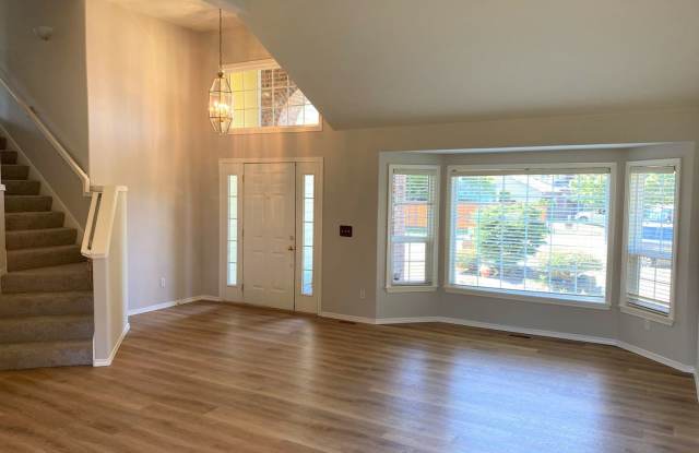 4318 41st ST NE Gallery 2