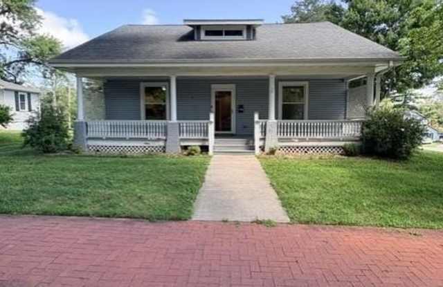 507 W Saint Louis Street photos photos