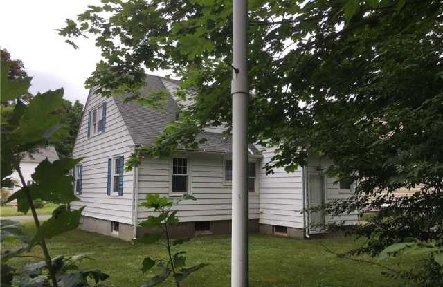 124 Southington Avenue Gallery 4