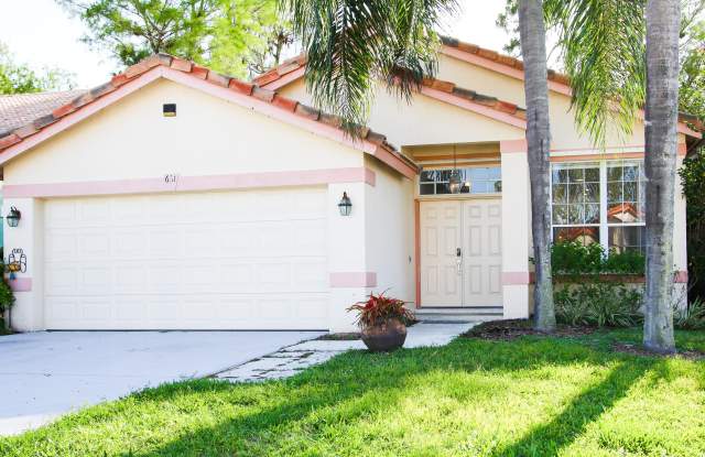 661 Lake Wellington Drive photos photos