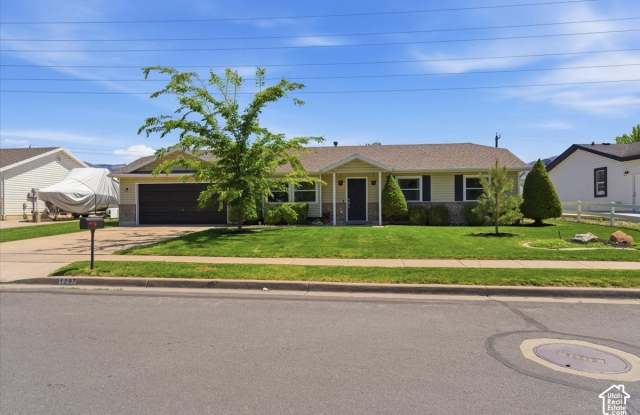 1297 S 925 W Gallery 1