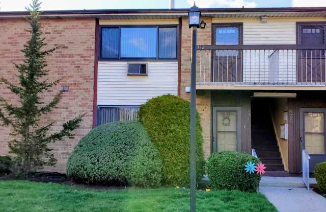 100 Cricket Lane photos photos