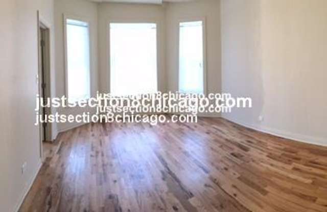 1106 N CENTRAL PARK Gallery 4