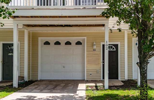3 bedroom 3 bath townhouse with one car garage photos photos