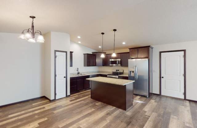 Stylish Living in a 3-Bed, 2-Bath Townhome with a 2-Car Garage Gallery 3