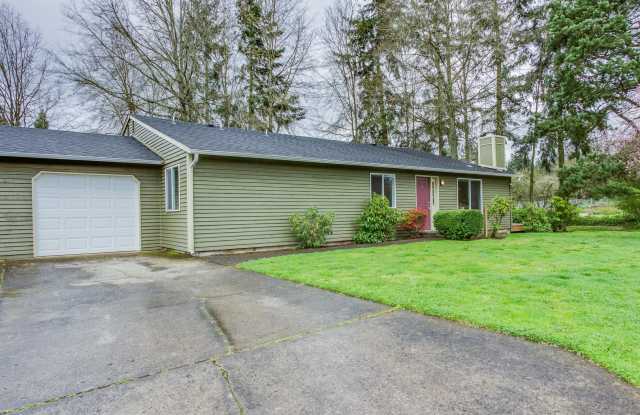 Recently Remodeled 2 Bedroom 1.75 Bath Duplex photos photos