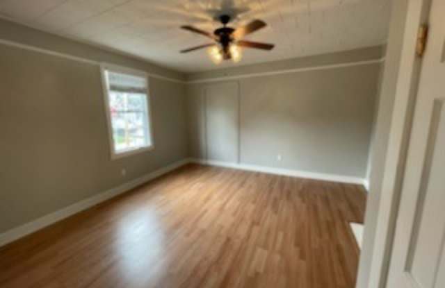 536 4th Street photos photos