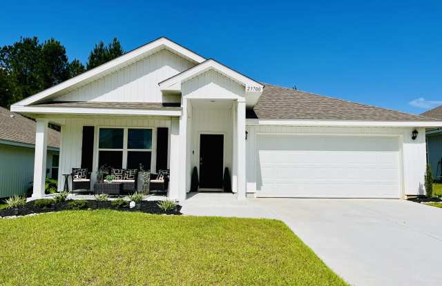 23700 Unbridled Loop Gallery 1