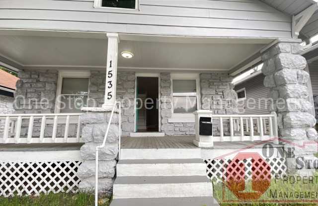 Beautiful 3 Bedroom 1 Bathroom Home in Kansas City! photos photos
