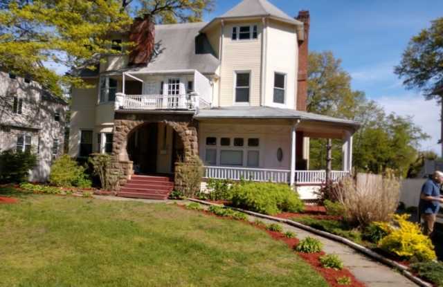 234 N ARLINGTON AVE - 234 North Arlington Avenue, East Orange, NJ 07017