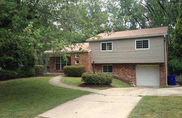 7821 CAYUGA AVENUE photos photos