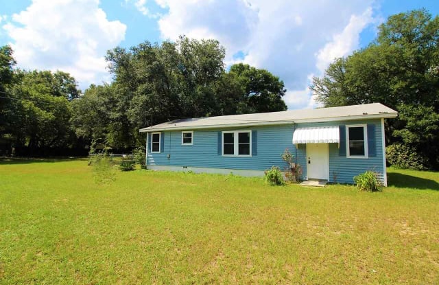 6111 NASHVILLE AVE - 6111 Nashville Avenue, Bellview, FL 32526