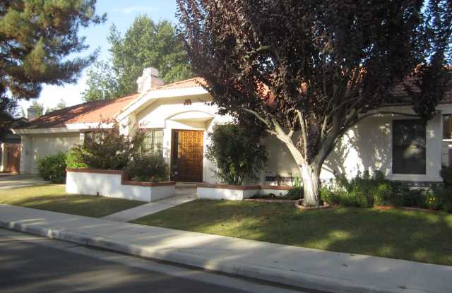 8113 Wimbley Way photos photos