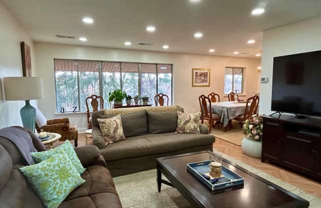 18624 WALKERS CHOICE Road Gallery 1