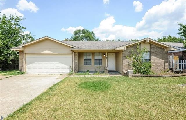 503 S Kaufman Street - 503 South Kaufman Street, Seagoville, TX 75159