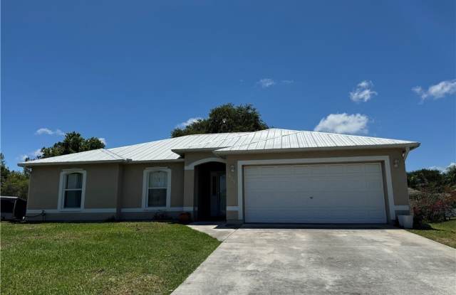 1489 Whitmore Street photos photos