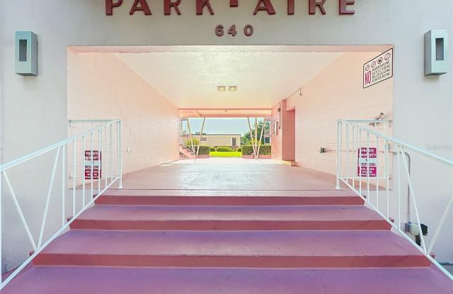 640 N PARK AVENUE photos photos