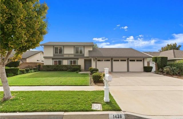1428 Mesa Verde - 1428 Mesa Verde, Fullerton, CA 92833