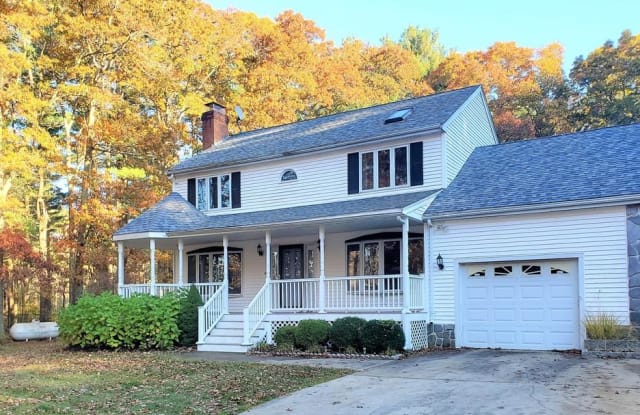 226 County Rd - 226 County Road, Bristol County, MA 02717