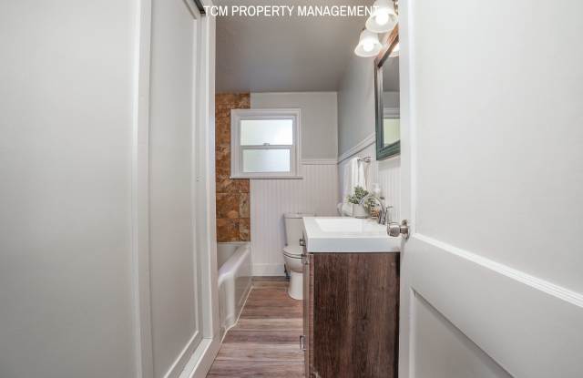 8437 S M St photos photos 8437 S M St photos photos