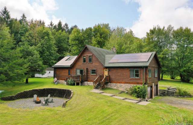 2829 Route 9G photos photos