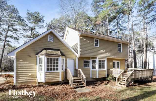 2155 Brandon Acres Drive Gallery 2