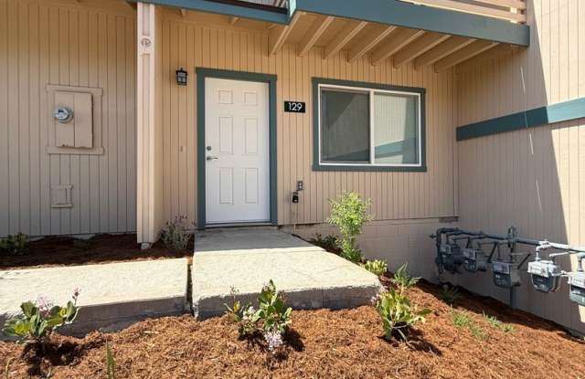 2 Bed 1.5 Bath Fully Remodeled Condo AVAILABLE NOW!! photos photos