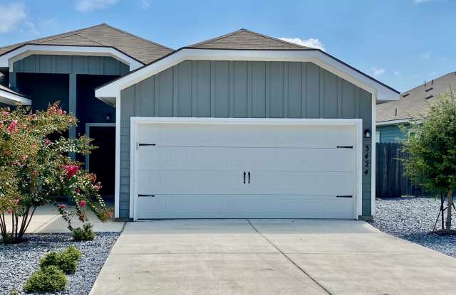 Luxury duplex in Seguin! photos photos