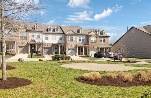 3 BR/2.5 BA Luxury Townhome photos photos