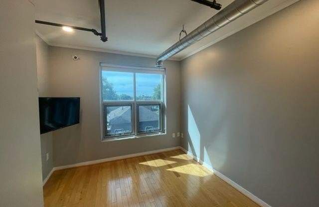 614 TROY Gallery 4