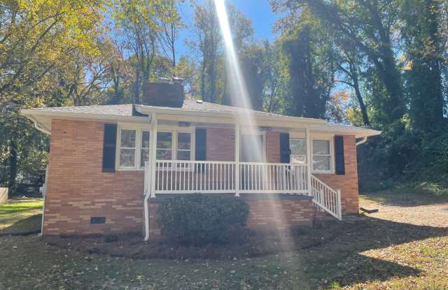 10 W 28TH STREET - 10 West Twenty-Eighth Street, Winston-Salem, NC 27105