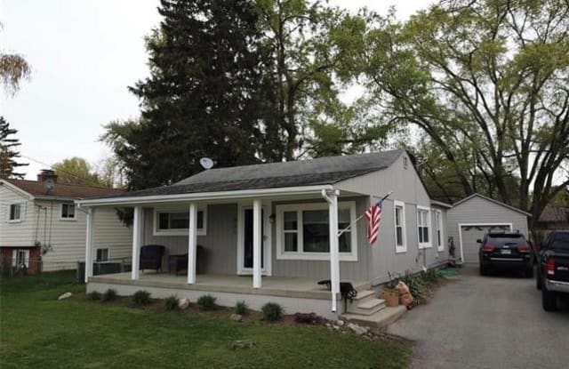 931 Brighton Lake Rd - 931 Brighton Lake Road, Brighton, MI 48116