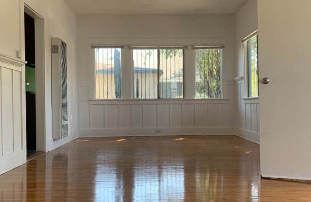 2755 Guirado St. Gallery 2