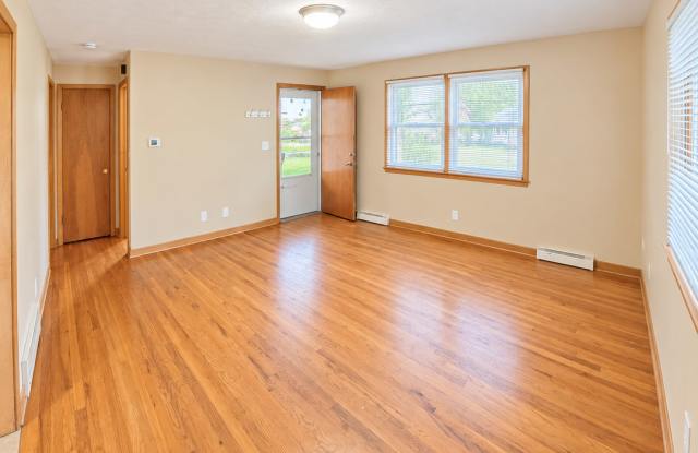 4320 M St-Duplex Gallery 4